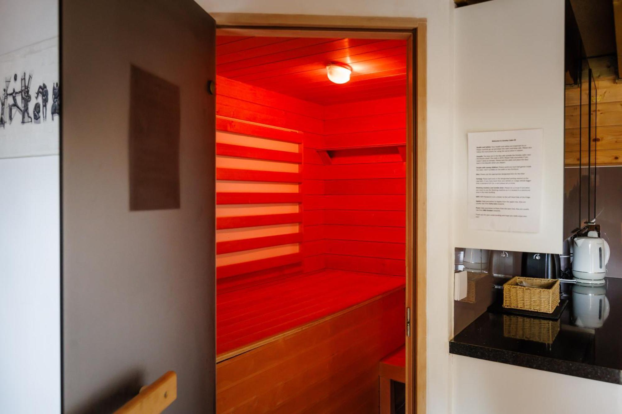 Spacious Cabin Evcharger And Free Parking Near Cambridge エクステリア 写真